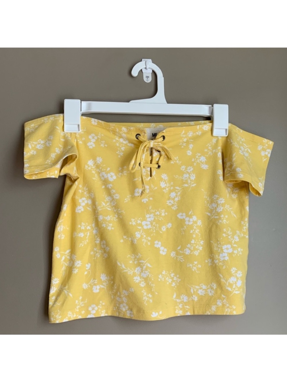 PacSun Yellow Floral Off-Shoulder Lace-Up Crop Top